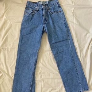 Levi’s 550 Relaxed Fit Medium Wash Straight Leg Jeans SIZE 25